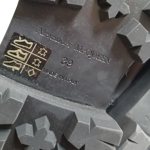 Alexander McQueen Patent Leather Combat Ankle Boot Size 39 Black - Picture 10 of 10